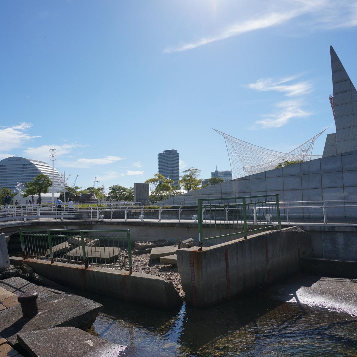 🕊️ 고베항 지진 메모리얼 파크 이미지 12